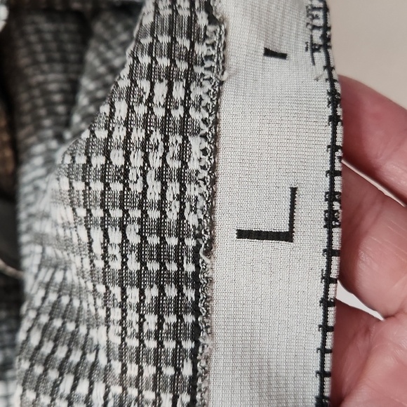 Lululemon Metal Vent Tech Long Sleeve 2.0 Space Code Graphite Grey/Vapor - Picture 8 of 8